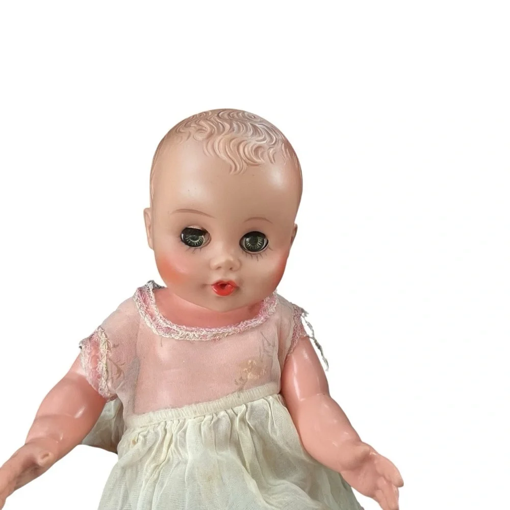 Vintage 1950s betsey wetsey drink and wet baby doll antique